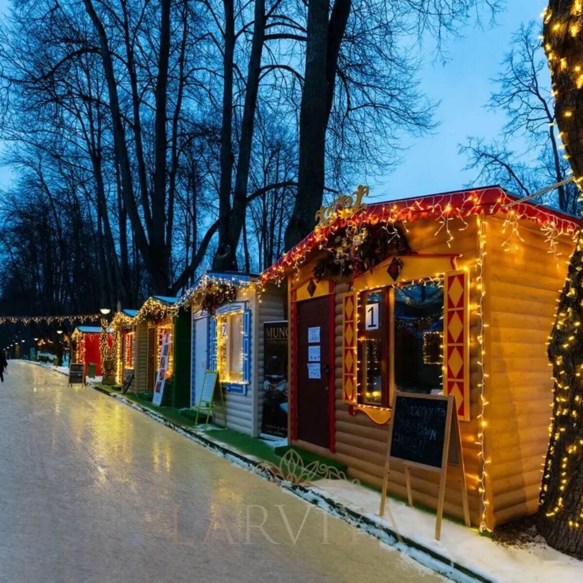 amber dış mekan saçak led aydınlatma